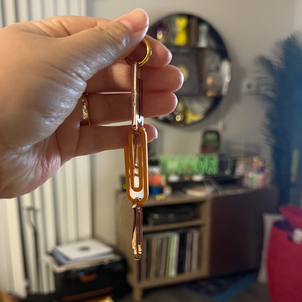 Off-White Gold and Brown Single Earring